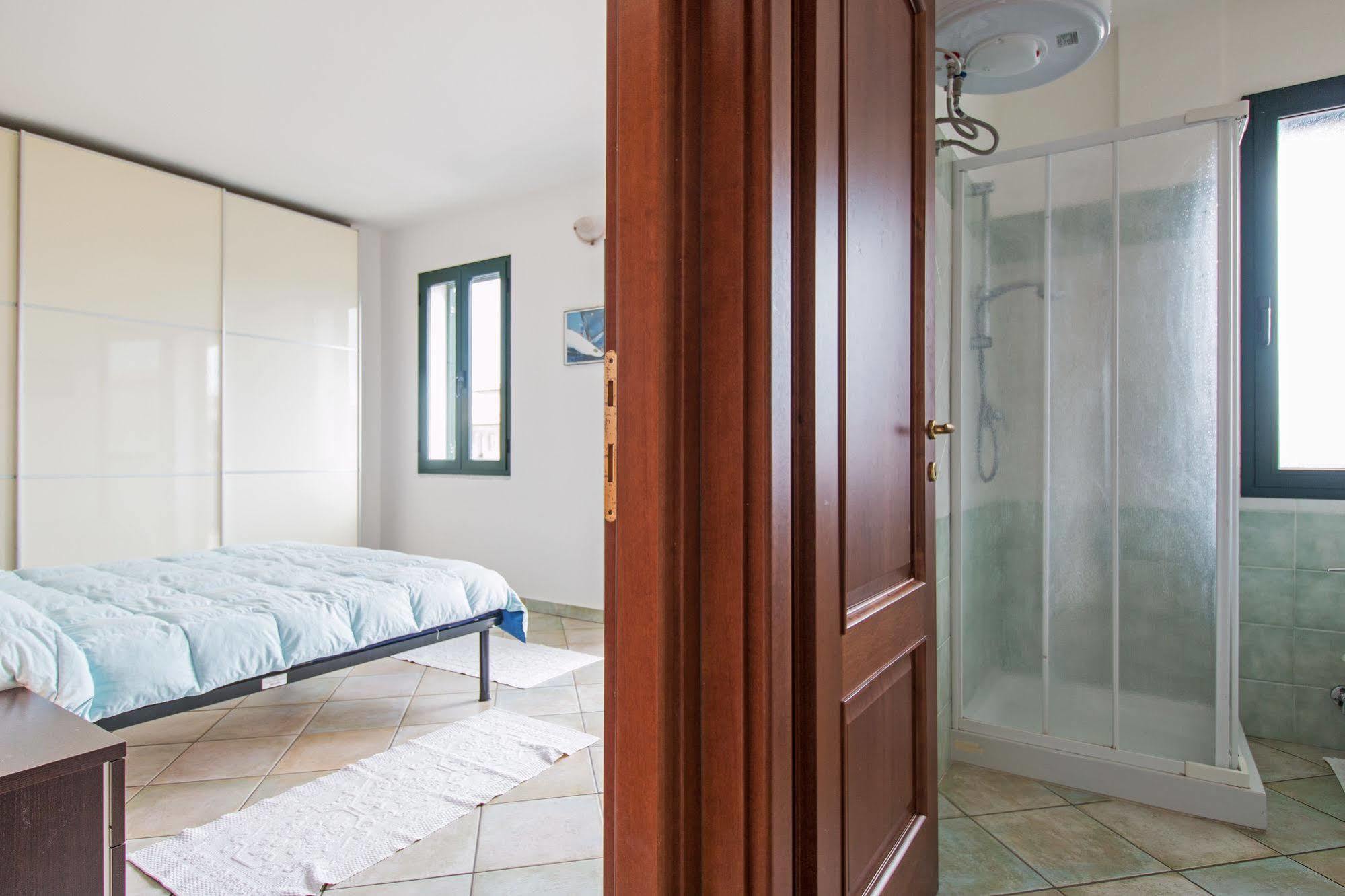 Residenza Maria Antonia - Private Apartment Orosei Exteriér fotografie